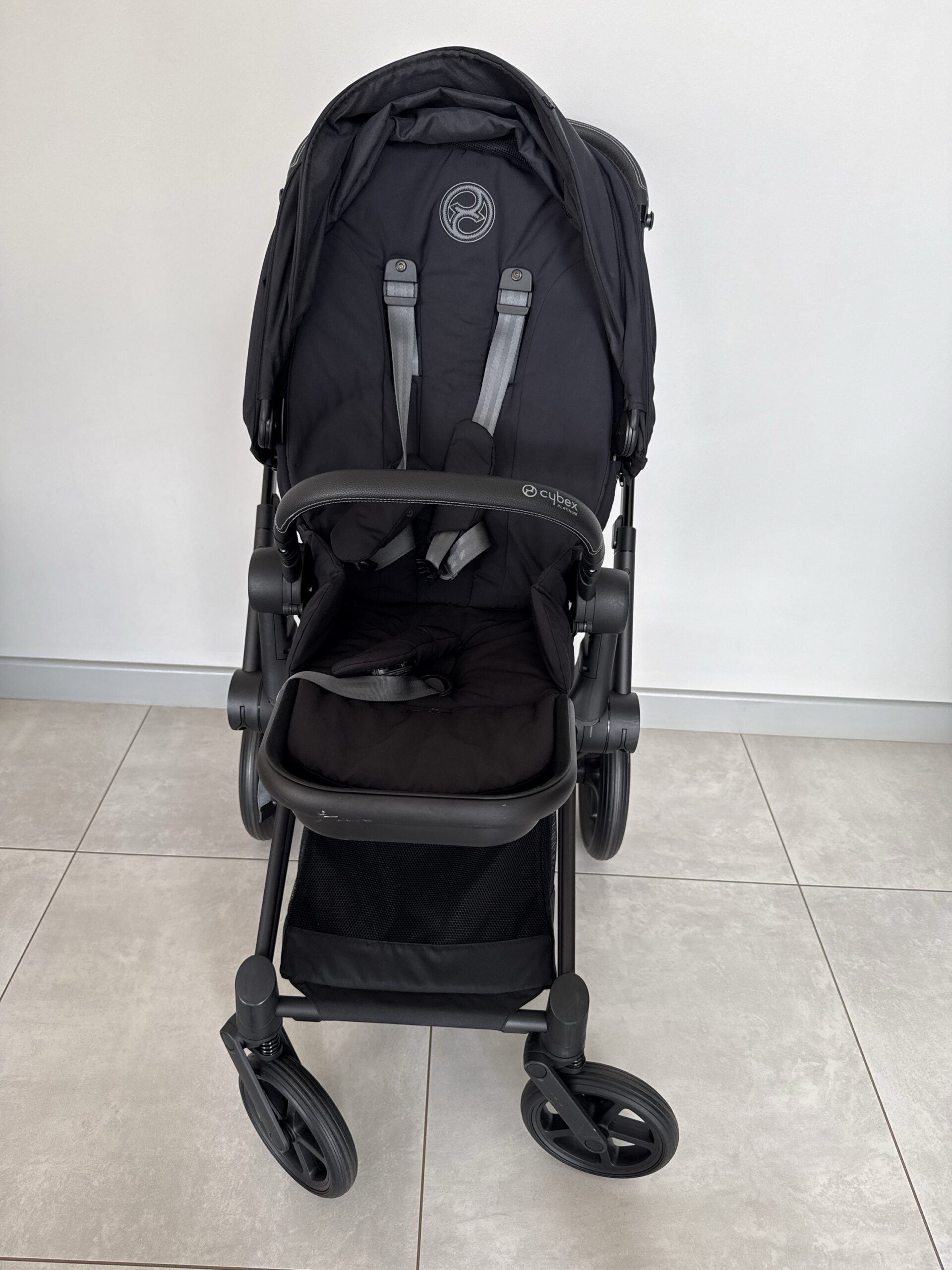 Cybex Priam Gen 4 Frame with Seat Pack